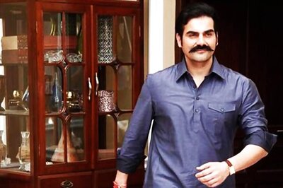 Yes, I Have No Money, Says Arbaaz Khan in Response to a Troll That Mocked Him for Being Broke