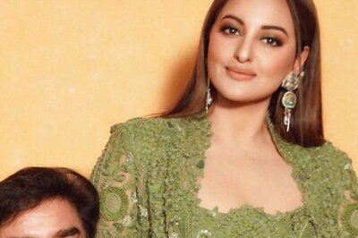 Sonakshi Sinha Reveals She Will Not Join Dad Shatrughan In Politics: 'Don't Have The Aptitude For It'