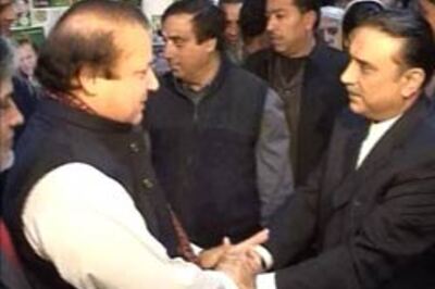 Nawaz pulls out of Pakistan's coalition government