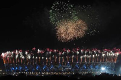 Twitterati bowled over by CWG opening