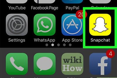 How to Turn On Night Mode on Snapchat for iPhone or iPad