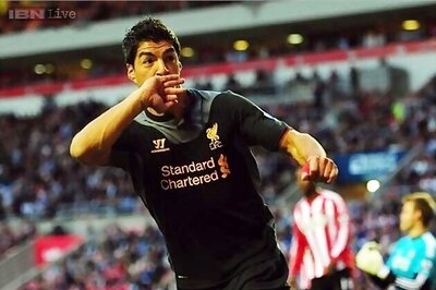 Luis Suarez scores twice as Liverpool beat Sunderland 3-1