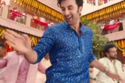 Fan Calls Ranbir Kapoor 'Best Dancer After Madhuri Dixit', Twitter Says Hrithik Roshan, Shahid Kapoor Better