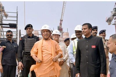 UP CM Reviews Preparations Ahead of PM's Ayodhya Visit Next Week