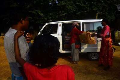 One Cotton Saree: A School Teacher's Initiative to Spread Smile During Durga Puja