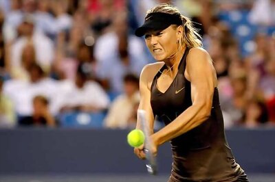 Sharapova beats Stosur at WTA Championships