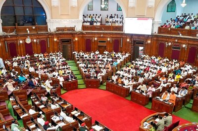‘Chacchu, You Won’t Get Justice…’: Once Again, Yogi-Shivpal Bonhomie in Uttar Pradesh Assembly