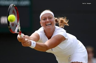 Petra Kvitova reaches fourth round at Wimbledon