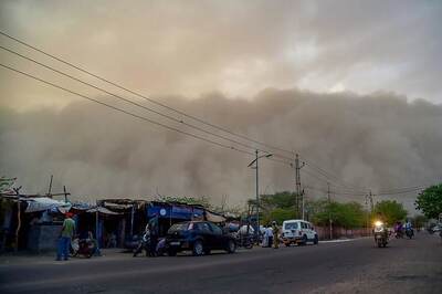 Delhi Rescue Teams on Standby, Metro Cautioned as Met Warns of Thunderstorm, Heavy Rain