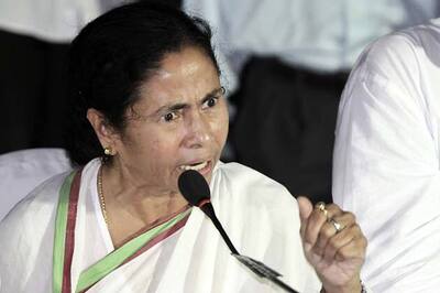 Kolkata cannot be refurbished in a day: Mamata