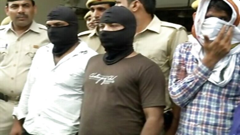 Wanted gangster, 4 others arrested after gang war, murder on Delhi streets