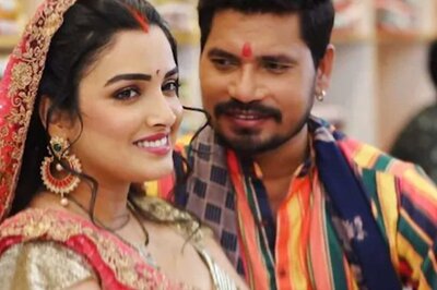 Bhojpuri Star Aamrapali Dubey Shares her Look From Saajan, Co-actor Pravesh Reacts