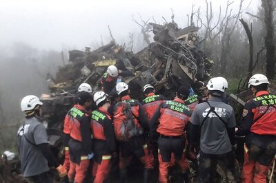 Taiwan's Top Military Officer Among Eight Dead in Helicopter Crash