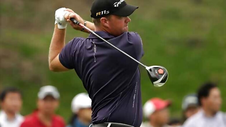 Hanson leads BMW Masters by one shot