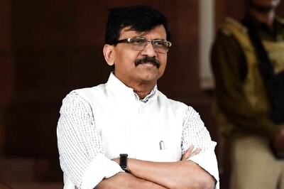 Shiv Sena Delegation Meets Delhi Police Chief, Demands Cancellation of FIR Against Sanjay Raut
