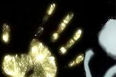 Hyderabad: Man hangs self as his 2 kids watch