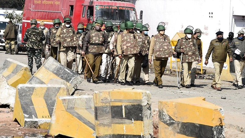 Farmers' Protest: Two Journalists Detained at Singhu Border; Media Bodies Condemn Police Action