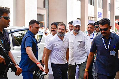 Maha: Oppn Slams BJP-Sena MLAs for Hitting Rahul Poster with Slippers in Legislature Complex