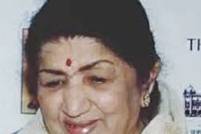 Lata Mangeshkar 'Stable' But Still In ICU; Spokesperson Slams 'Disturbing False News' About Her Health