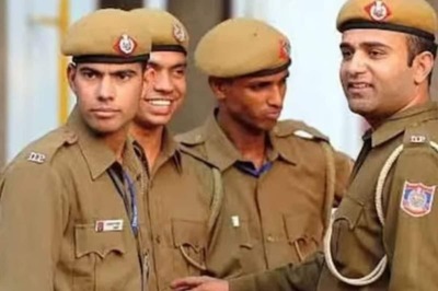 Exam 'Solver', Carrying Fake Admit Card To Assistant Operator Entrance In UP, Arrested