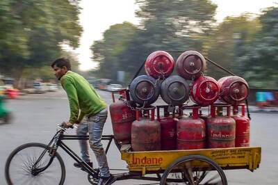 LPG Gas Price Cut Today: 19-Kg Commercial Cylinder Becomes Rs 157 Cheaper; Know Rates