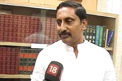 Seemandhra MPs urge Kiran Reddy to float new party