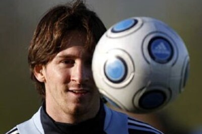 Messi makes his mark, quietly but effectively