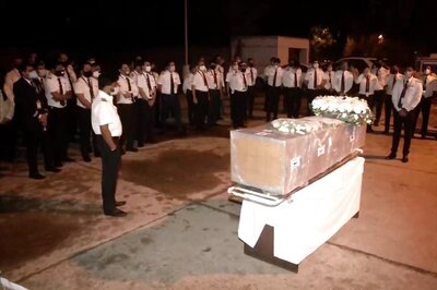 Kerala Plane Crash: Air India Flight Co-pilot Akhilesh Kumar Cremated in Mathura