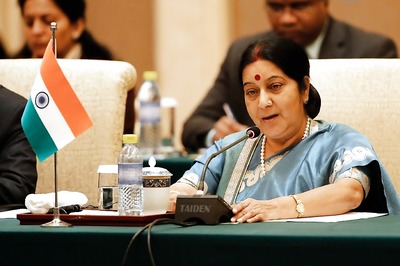 PM Narendra Modi Advised Suu Kyi Not to 'Destroy' Her Image Over Rohingya Issue: Sushma Swaraj