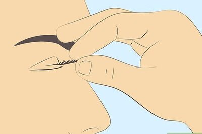 How to Wash Eyelashes