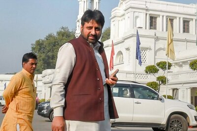 Delhi Court Grants Bail to AAP MLA Amanatullah Khan in Case of Evading ED Summons