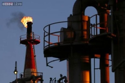 Oil prices slide further in Asia