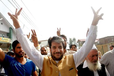 Separatist Leader Shabbir Shah's Daughter Tops CBSE in J&K
