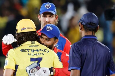 DC vs CSK: Dhoni Entertains the Vizag Crowd But Rishabh Pant's Delhi Capitals Take the Much-needed Win