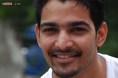 Harshavardhan Rane to sell his t-shirts to fund girl's education