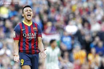 EPL: Arsenal sign Barcelona striker Alexis Sanchez