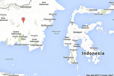 Indonesia rumbling volcano unleashes fresh burst