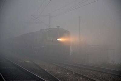 Delhi Fogged up on New Year Day; Flights and Trains Disrupted