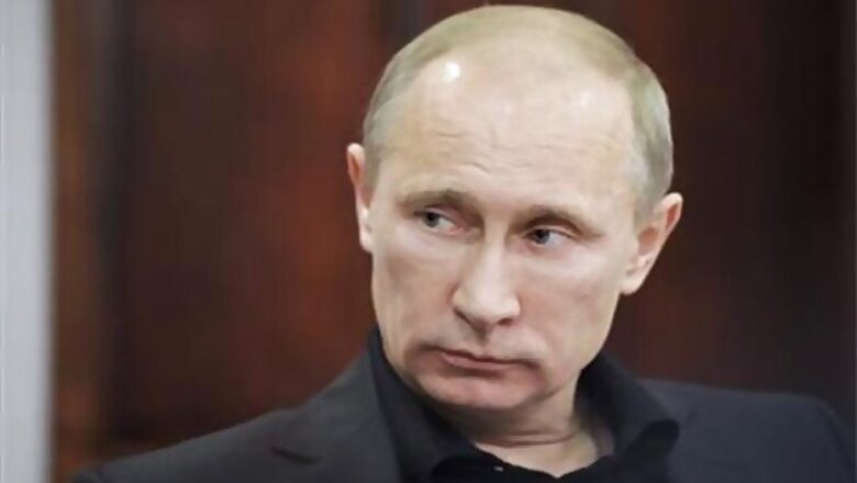 Russian President opposes head-scarves in schools