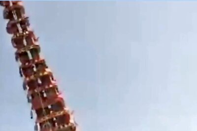 120-Foot-Tall Chariot Collapses During Annual Fair in Anekal, Bengaluru; Devotees Escape Unharmed