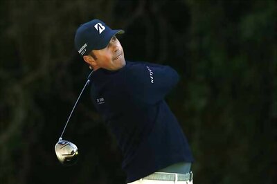 Refreshed Kuchar takes lead at Riviera