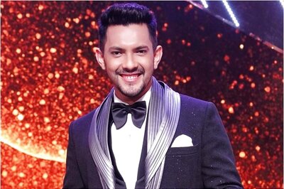 Indian Idol 12: Aditya Narayan Performs 'Rangeela re' for Jackie Shroff