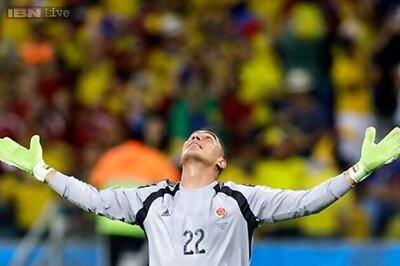 World Cup 2014: Colombia goalkeeper Mondragon oldest WC player