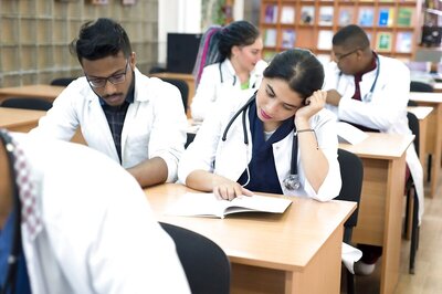 Telangana to Recruit 50,000 MBBS Students for COVID Duty, Volunteers to Get Rs 1 Lakh, Weightage in Govt Jobs