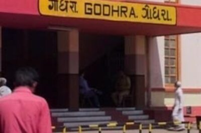 Godhra probe panel gets time till December 31