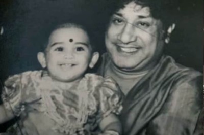 Can You Identify This Actress From Her Childhood Photo With Sivaji Ganesan?