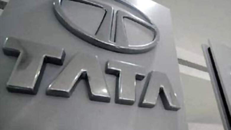 9 injured as labourers clash with Tata Steel guards