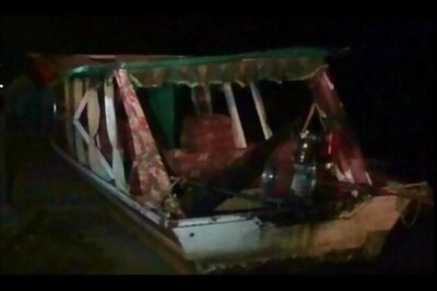 Indore: Boat capsizes in the Narmada, 4 missing