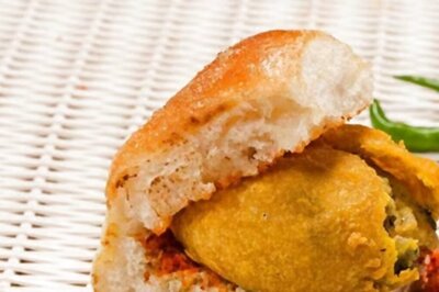 This Oil-Loaded Vada Is The ‘Dangerous Food In World’, Not Our Words