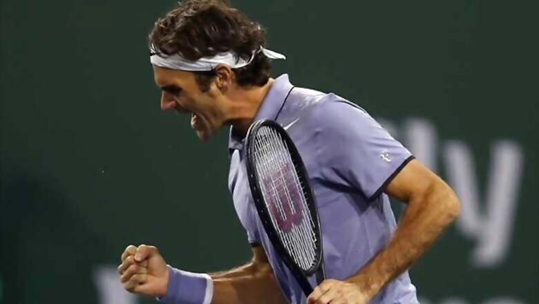 Federer steers Swiss to Davis Cup semis, Italy edge Britain